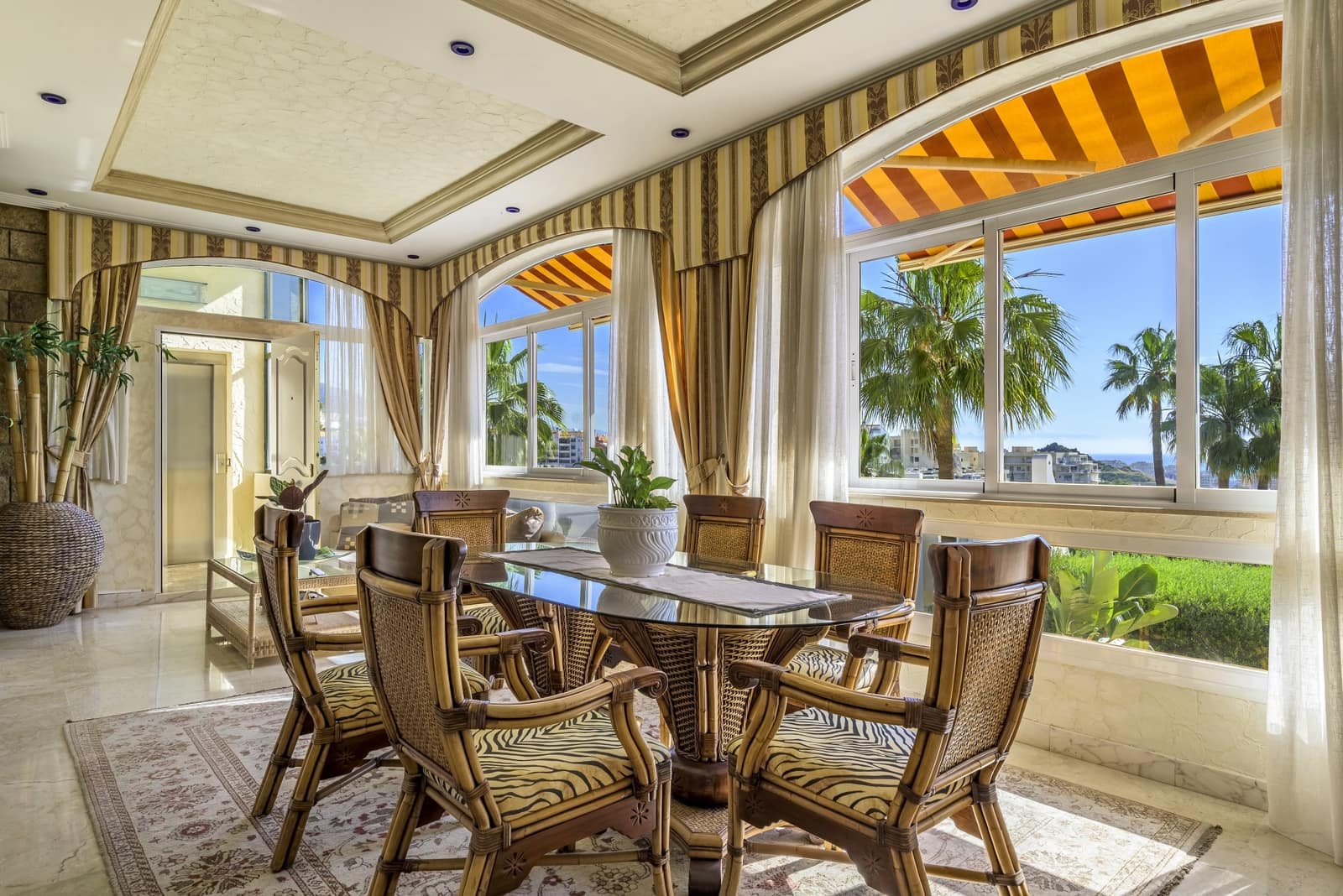 7 quarto Moradia para venda em Torrequebrada com piscina garagem - 2 195 000 € (Ref: 8353568)