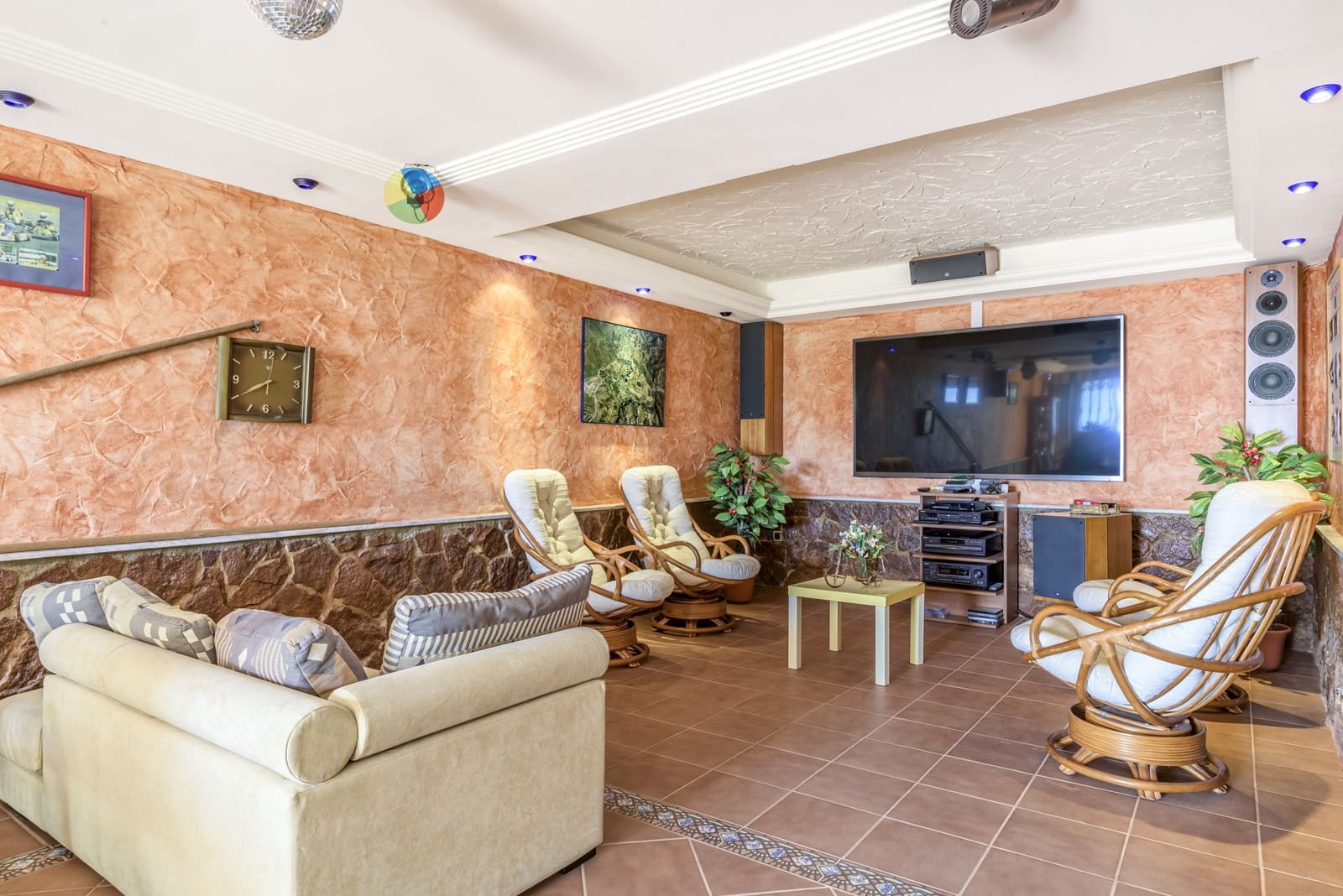 7 sypialnia Willa na sprzedaż w Torrequebrada z basenem garażem - 2 195 000 € (Ref: 8353568)