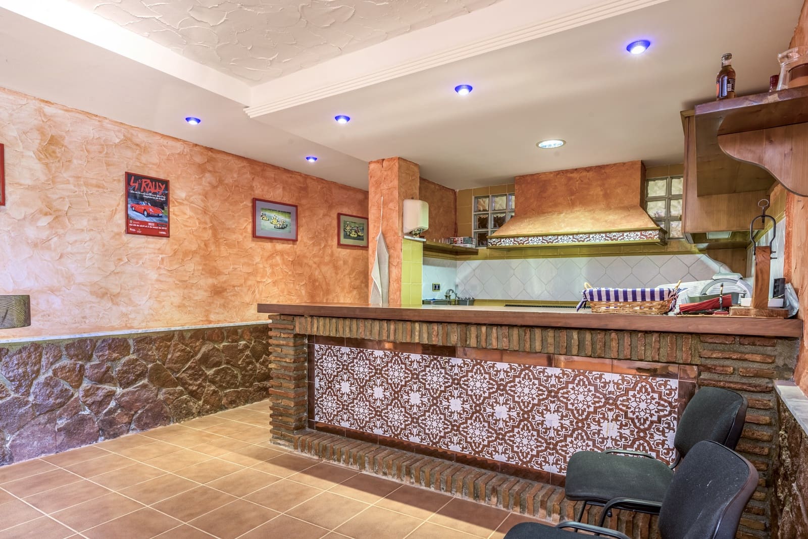 7 sypialnia Willa na sprzedaż w Torrequebrada z basenem garażem - 2 195 000 € (Ref: 8353568)