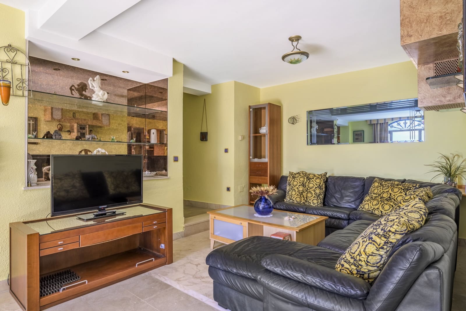 7 sypialnia Willa na sprzedaż w Torrequebrada z basenem garażem - 2 195 000 € (Ref: 8353568)
