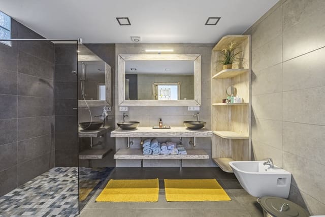 5 slaapkamer Villa te koop in La Cala de Mijas, Mijas met zwembad garage - € 995.000 (Ref: 8414845)