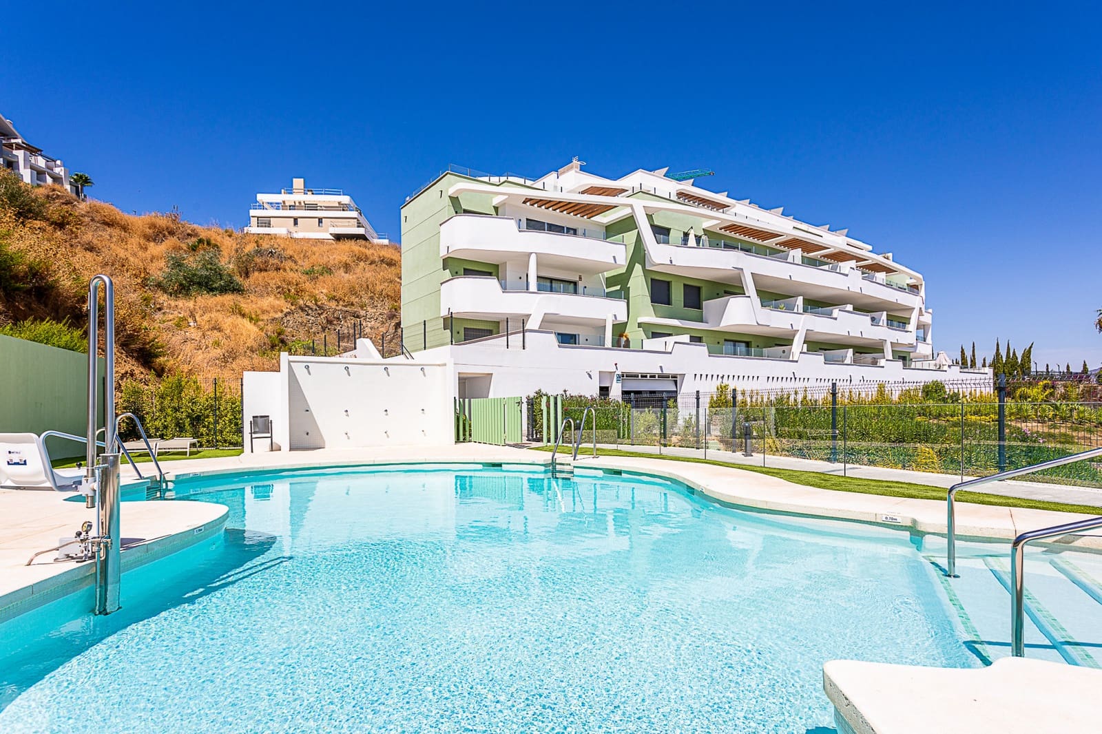 3 soverom Leilighet til salgs i La Cala de Mijas med svømmebasseng garasje - € 589 000 (Ref: 8564335)