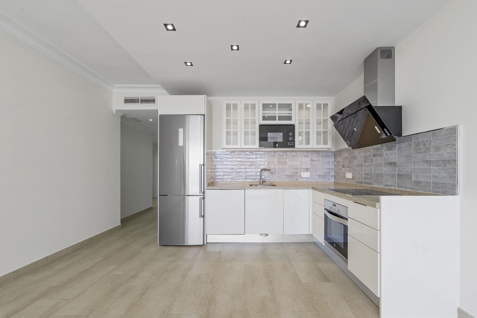 3 soveværelse Lejlighed til salg i Riviera del Sol med swimmingpool garage - € 540.000 (Ref: 8564336)