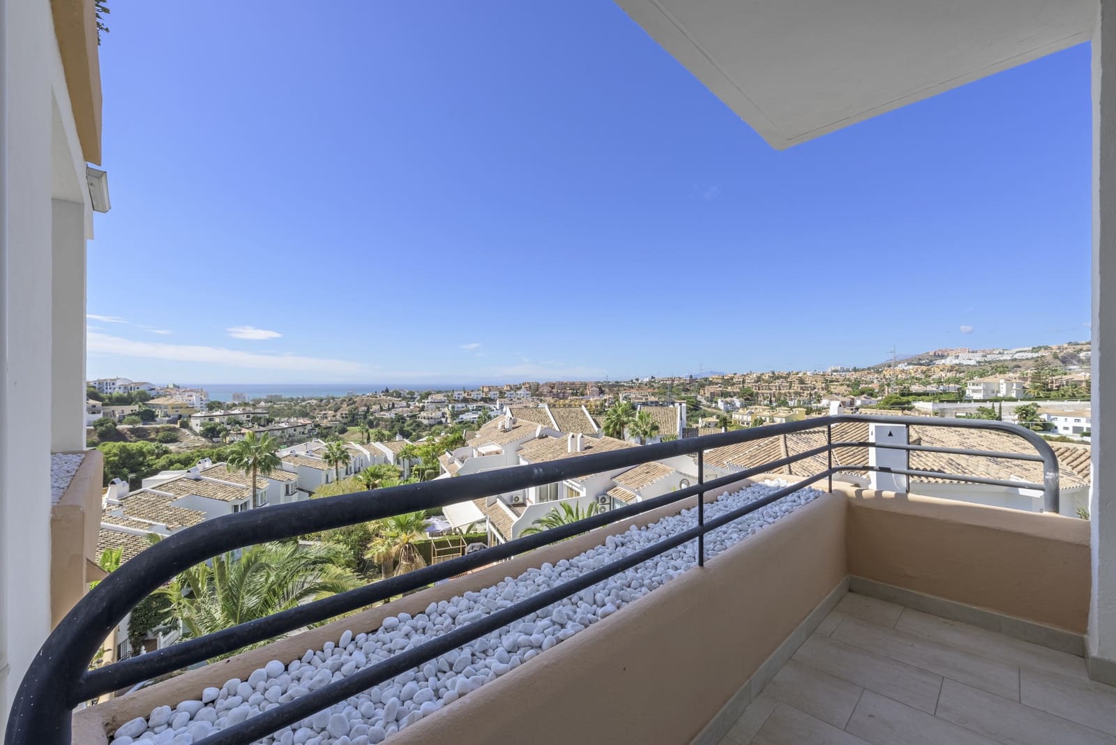 3 soveværelse Lejlighed til salg i Riviera del Sol med swimmingpool garage - € 540.000 (Ref: 8564336)