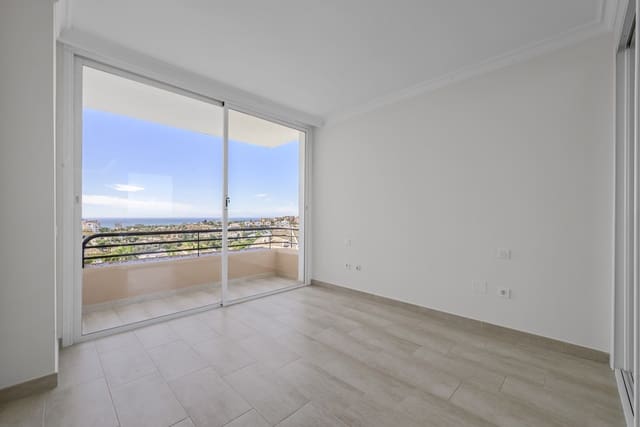 3 makuuhuone Huoneisto myytävänä paikassa Riviera del Sol, Mijas mukana uima-altaan 
autotalli - 540 000 € (Ref: 8564336)
