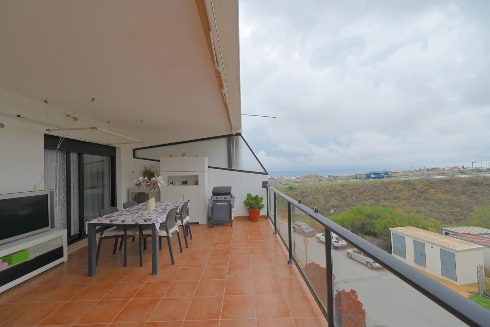 2 soveværelse Lejlighed til salg i Riviera del Sol med swimmingpool garage - € 298.000 (Ref: 8611879)