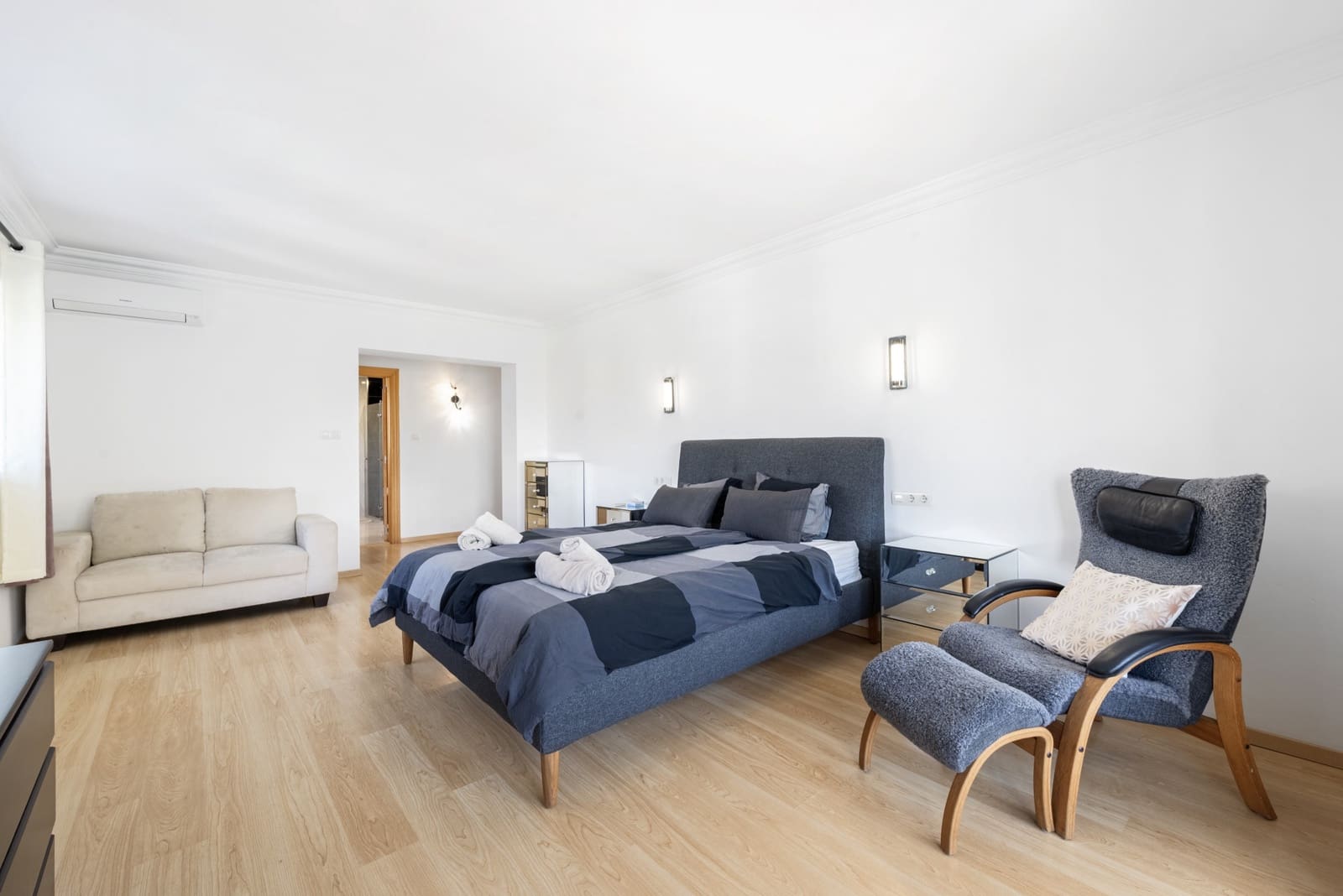 4 slaapkamer Villa te koop in Mijas Costa met zwembad garage - € 1.150.000 (Ref: 8727149)