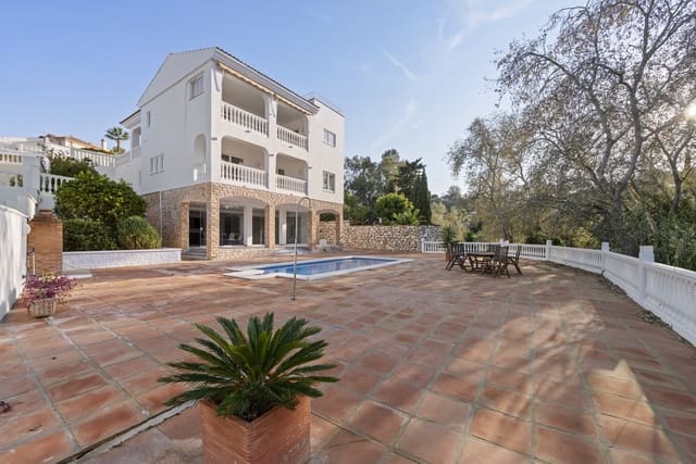 4 slaapkamer Villa te koop in Mijas Costa, Mijas met zwembad garage - € 1.150.000 (Ref: 8727149)