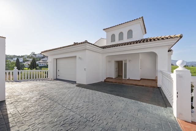 4 makuuhuone Huvila myytävänä paikassa Mijas Costa, Mijas mukana uima-altaan 
autotalli - 995 000 € (Ref: 8727149)