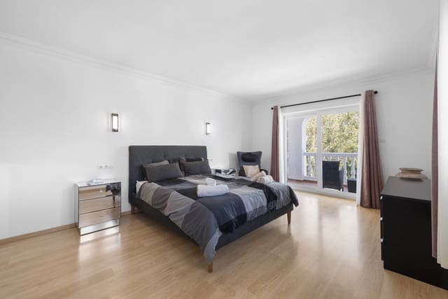 4 makuuhuone Huvila myytävänä paikassa Mijas Costa, Mijas mukana uima-altaan 
autotalli - 995 000 € (Ref: 8727149)