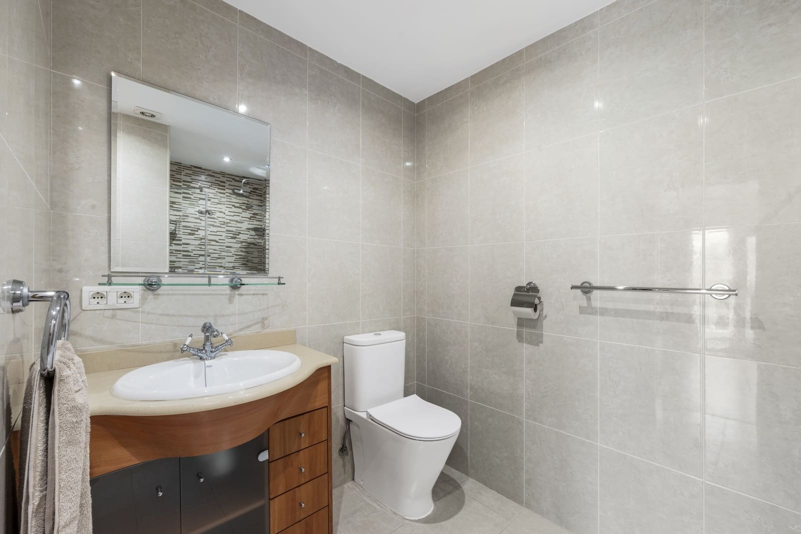 4 soveværelse Villa til salg i Mijas Costa med swimmingpool garage - € 995.000 (Ref: 8727149)