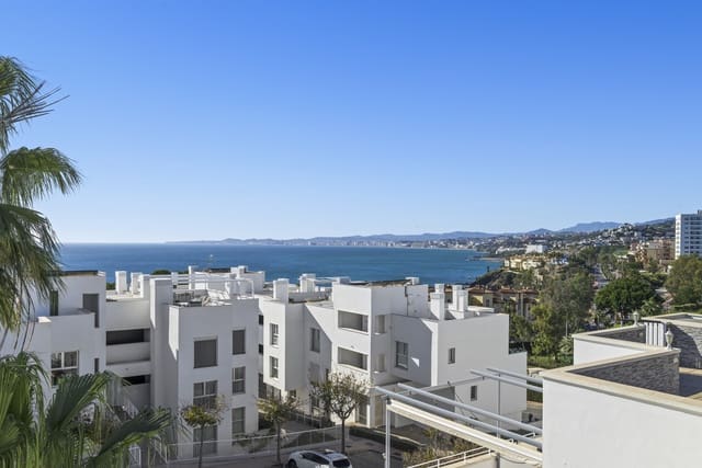 2 makuuhuone Kattohuoneisto myytävänä paikassa Torrequebrada, Benalmádena mukana uima-altaan 
autotalli - 550 000 € (Ref: 8727150)