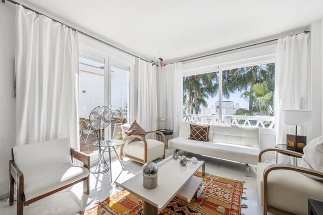 2 makuuhuone Kattohuoneisto myytävänä paikassa Torrequebrada, Benalmádena mukana uima-altaan 
autotalli - 550 000 € (Ref: 8727150)