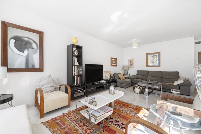 2 sypialnia Penthouse na sprzedaż w Benalmadena Costa, Benalmádena z basenem garażem - 520 000 € (Ref: 8727150)