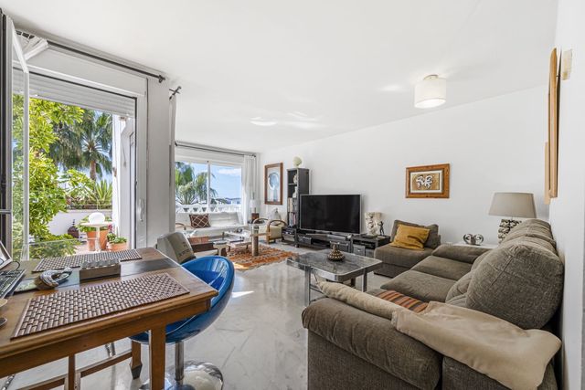 2 sypialnia Penthouse na sprzedaż w Benalmadena Costa, Benalmádena z basenem garażem - 520 000 € (Ref: 8727150)