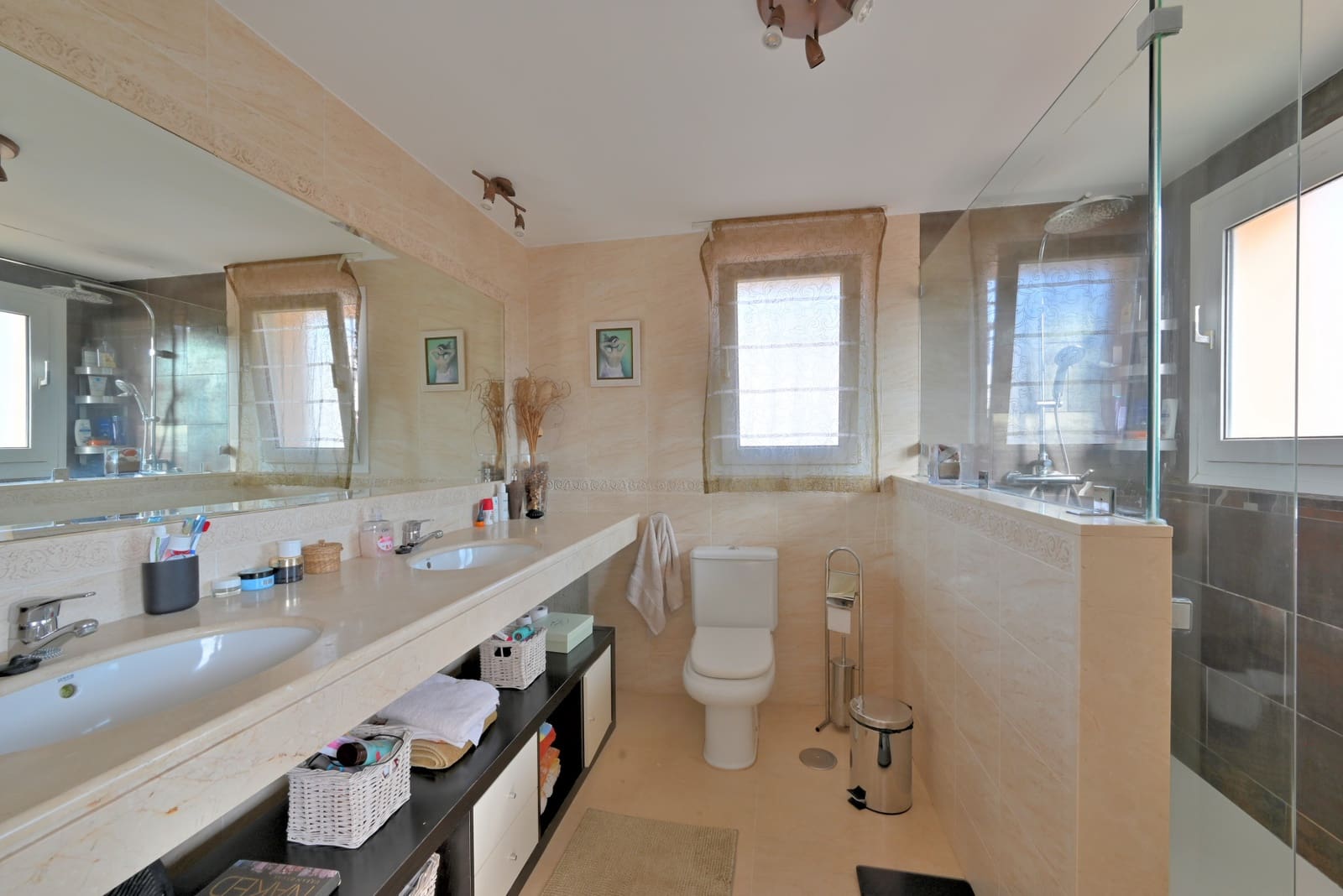 3 soveværelse Semi-Rækkehus til salg i Riviera del Sol med swimmingpool garage - € 539.000 (Ref: 8746340)