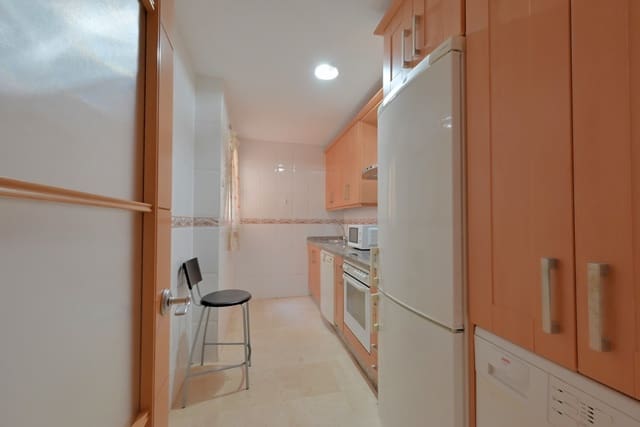 Apartamento de 1 habitación en Benalmádena en venta con piscina garaje - 267.000 € (Ref: 8836043)