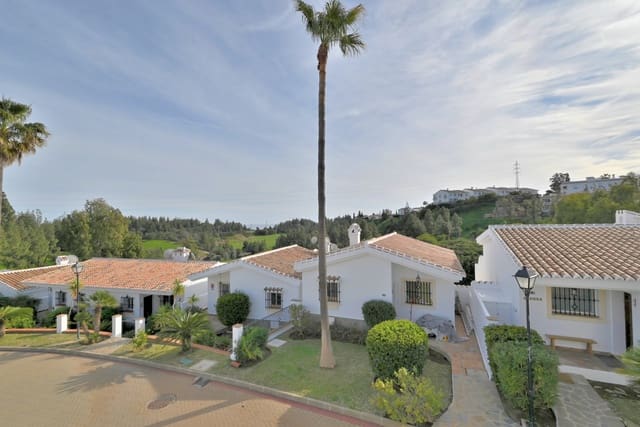 3 soveværelse Semi-Rækkehus til salg i El Chaparral, Mijas med swimmingpool garage - € 395.000 (Ref: 8840462)