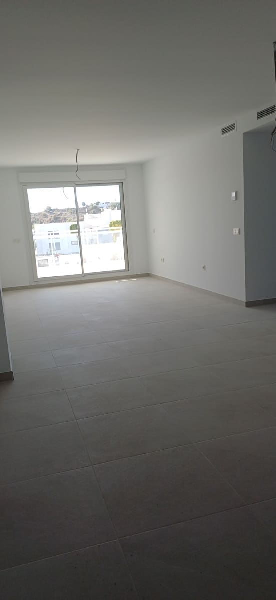 3 bedroom Apartment for sale in La Cala de Mijas with pool garage - € 339,000 (Ref: 8894300)