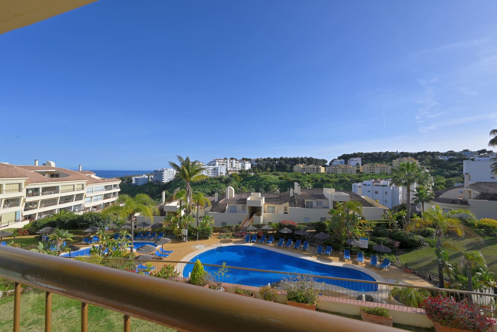 3 sovrum Lägenhet till salu i Riviera del Sol med pool garage - 625 000 € (Ref: 8912602)