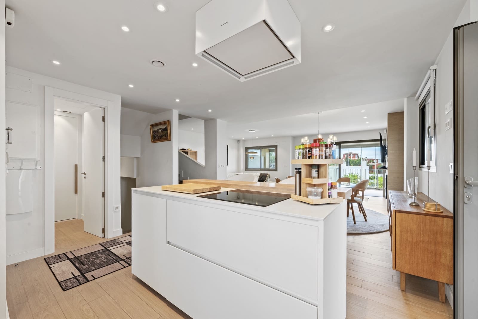 3 soveværelse Semi-Rækkehus til salg i Mijas Costa med swimmingpool garage - € 899.000 (Ref: 8934726)