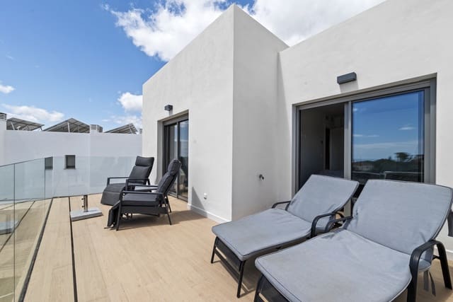 3 slaapkamer Halfvrijstaande villa te koop in Mijas Costa, Mijas met zwembad garage - € 899.000 (Ref: 8934726)