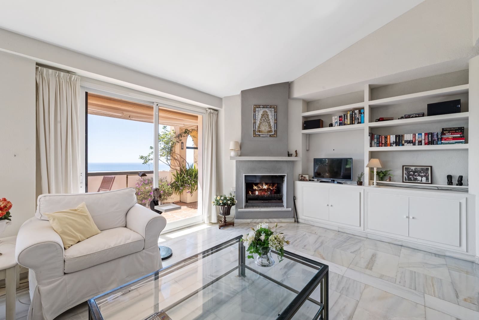 3 slaapkamer Penthouse te koop in Calahonda met zwembad garage - € 415.000 (Ref: 8982002)