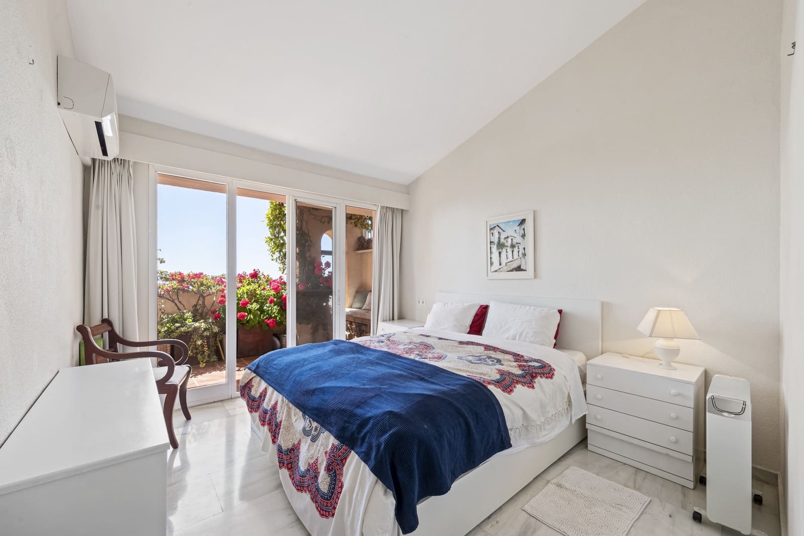 3 slaapkamer Penthouse te koop in Calahonda met zwembad garage - € 415.000 (Ref: 8982002)