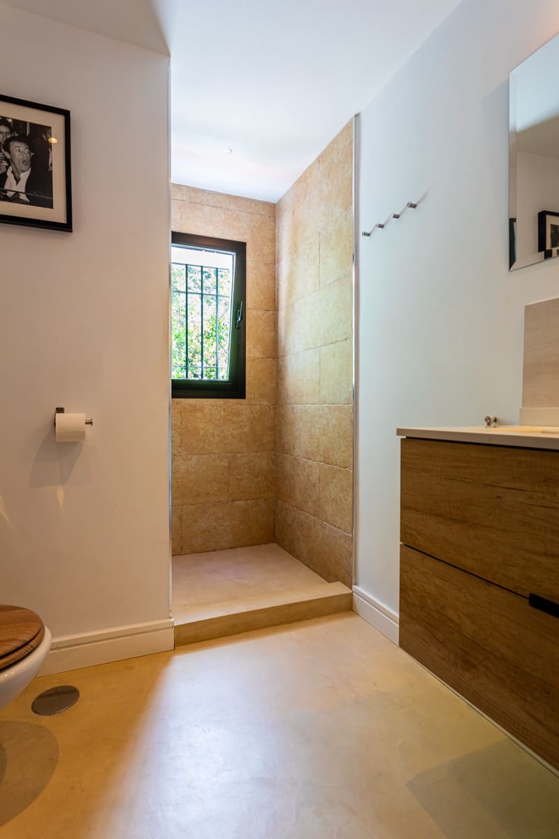 6 soveværelse Villa til salg i Marbella med swimmingpool - € 2.495.000 (Ref: 9004564)