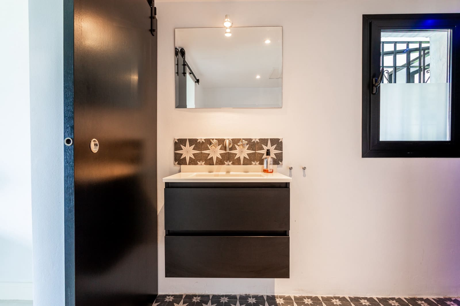 6 soveværelse Villa til salg i Marbella med swimmingpool - € 2.495.000 (Ref: 9004564)