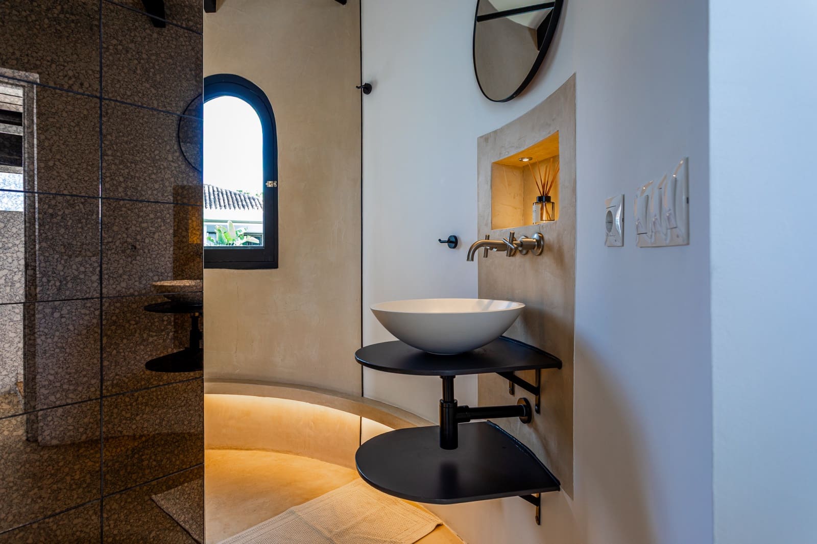 6 soveværelse Villa til salg i Marbella med swimmingpool - € 2.495.000 (Ref: 9004564)