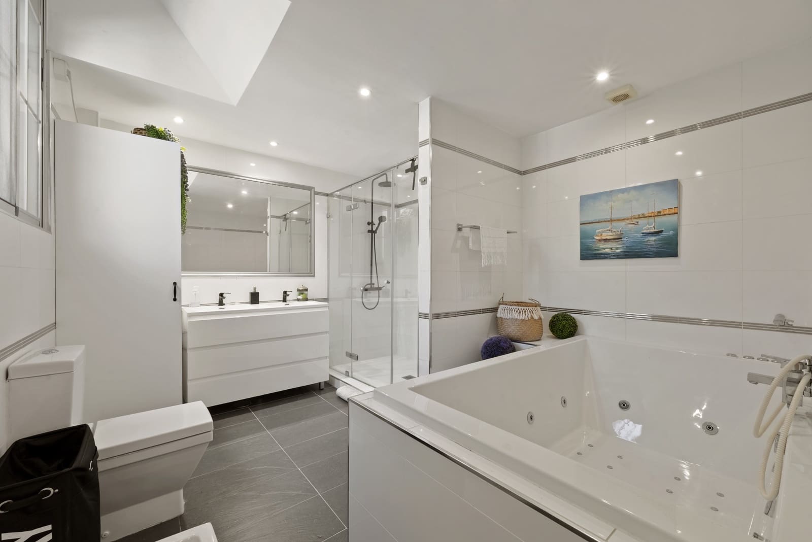 3 soveværelse Semi-Rækkehus til salg i Torrequebrada med swimmingpool garage - € 695.000 (Ref: 9026281)