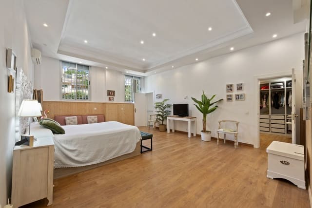 3 slaapkamer Halfvrijstaande villa te koop in Torrequebrada, Benalmádena met zwembad garage - € 695.000 (Ref: 9026281)