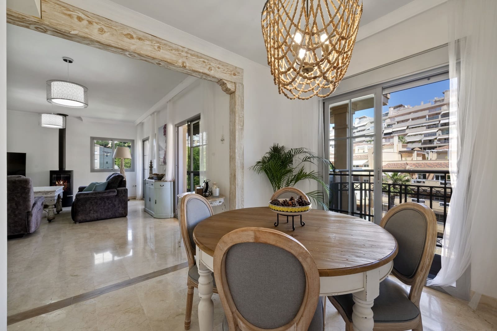 3 soveværelse Semi-Rækkehus til salg i Torrequebrada med swimmingpool garage - € 695.000 (Ref: 9026281)