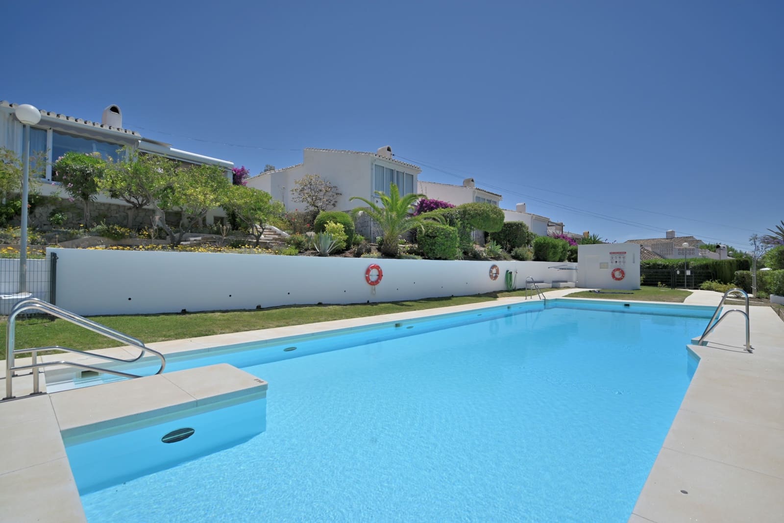 3 slaapkamer Villa te koop in Mijas Costa met zwembad garage - € 439.000 (Ref: 9029170)