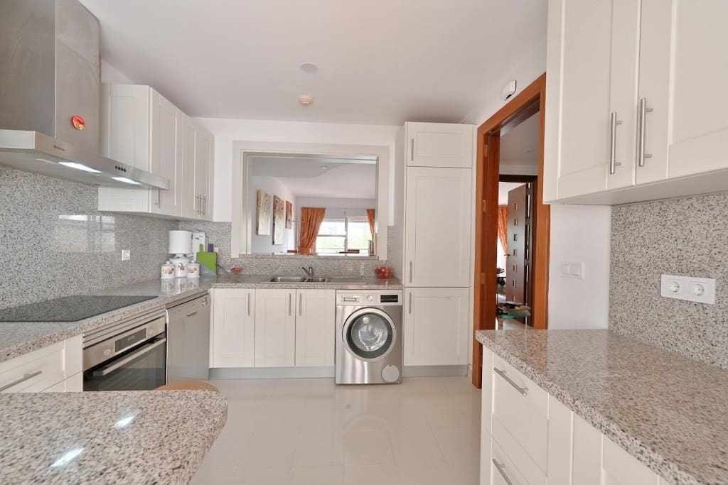 3 Zimmer Haus zu verkaufen in Mijas Costa mit Pool Garage - 630.000 € (Ref: 9062030)