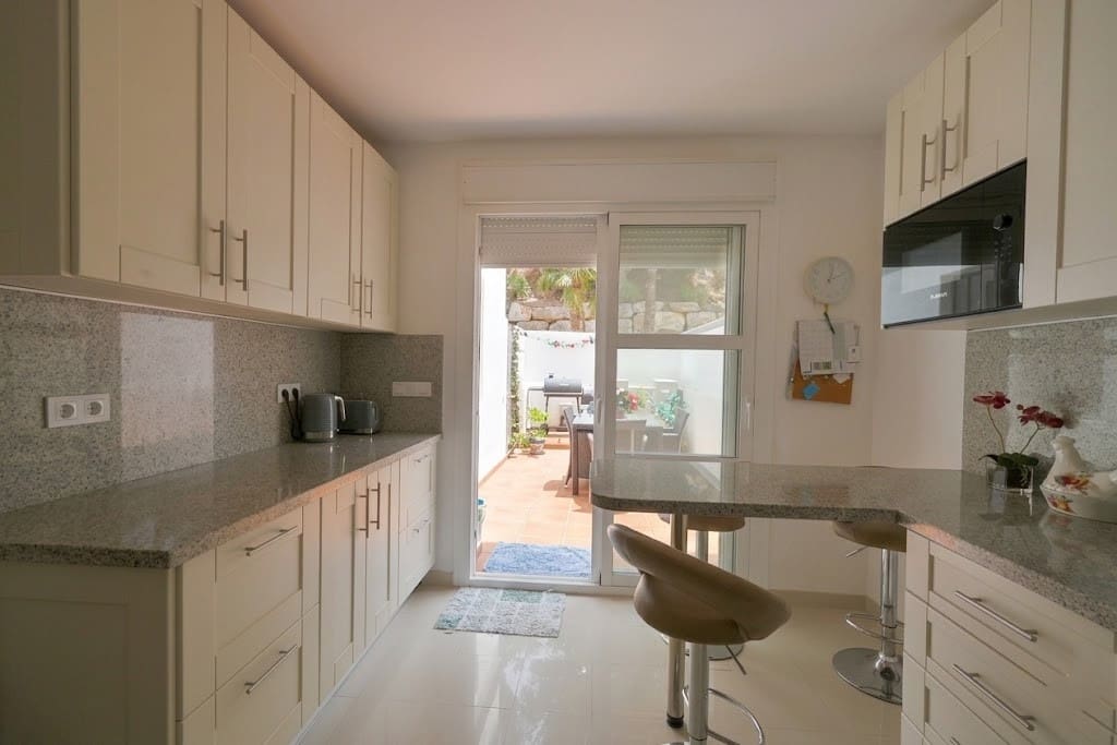 3 Zimmer Haus zu verkaufen in Mijas Costa mit Pool Garage - 630.000 € (Ref: 9062030)