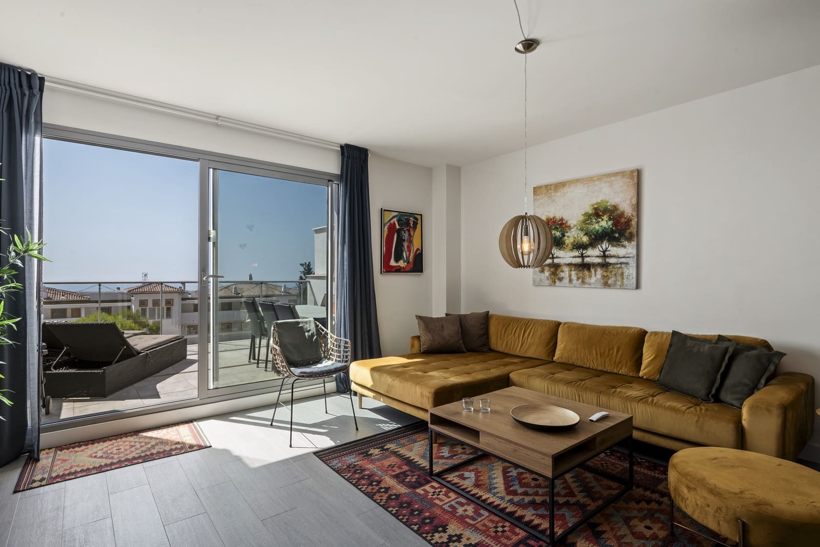 Apartamento de 3 habitaciones en Benalmádena en venta con piscina garaje - 435.000 € (Ref: 9088380)