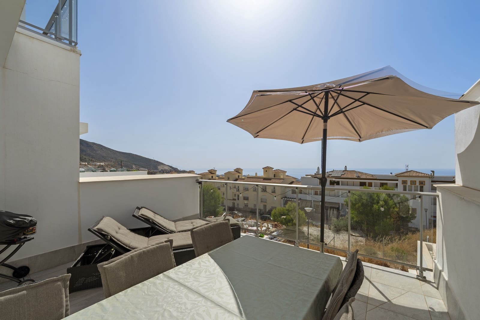 Apartamento de 3 habitaciones en Benalmádena en venta con piscina garaje - 435.000 € (Ref: 9088380)