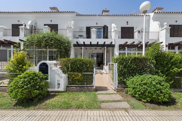 3 soveværelse Byhus til salg i Fuengirola med swimmingpool - € 695.000 (Ref: 9100333)