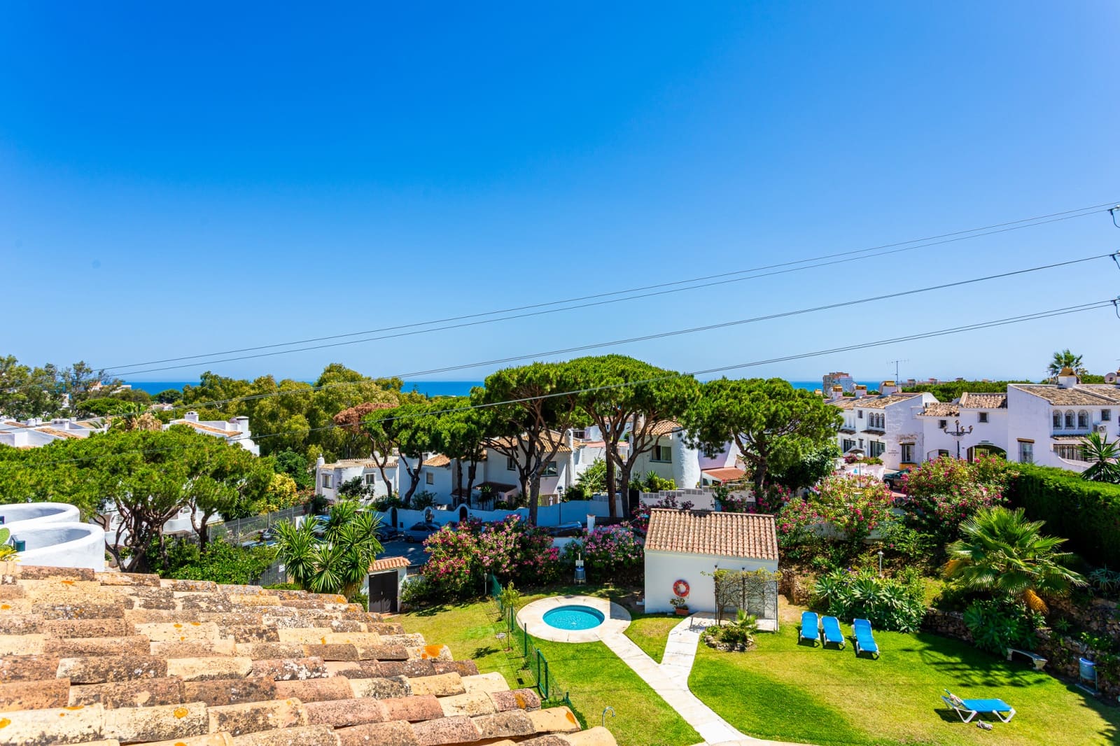 2 slaapkamer Penthouse te koop in Calahonda met zwembad garage - € 425.000 (Ref: 9113726)