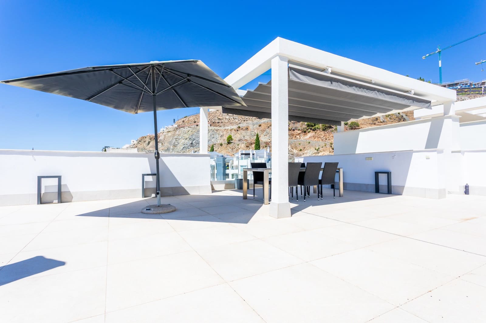 3 soverom Penthouse til salgs i La Quinta med svømmebasseng garasje - € 875 000 (Ref: 9124394)