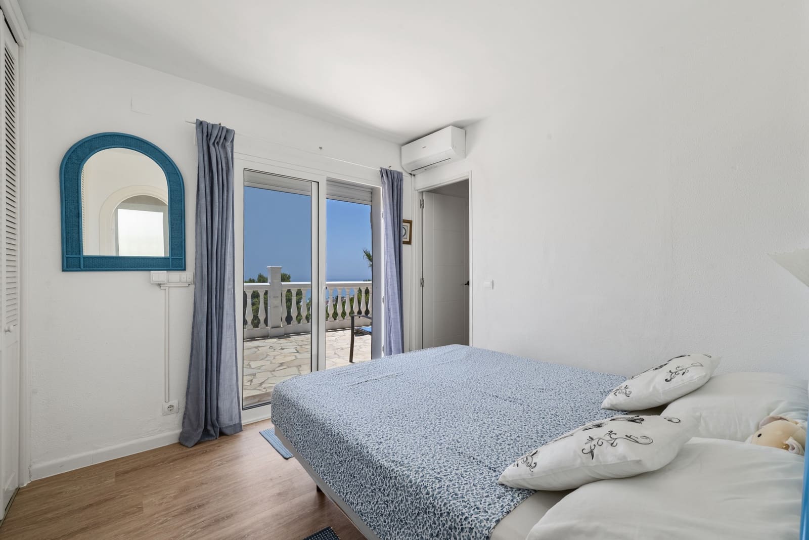 6 soverom Villa til salgs i La Cala de Mijas med svømmebasseng garasje - € 1 795 000 (Ref: 9129386)