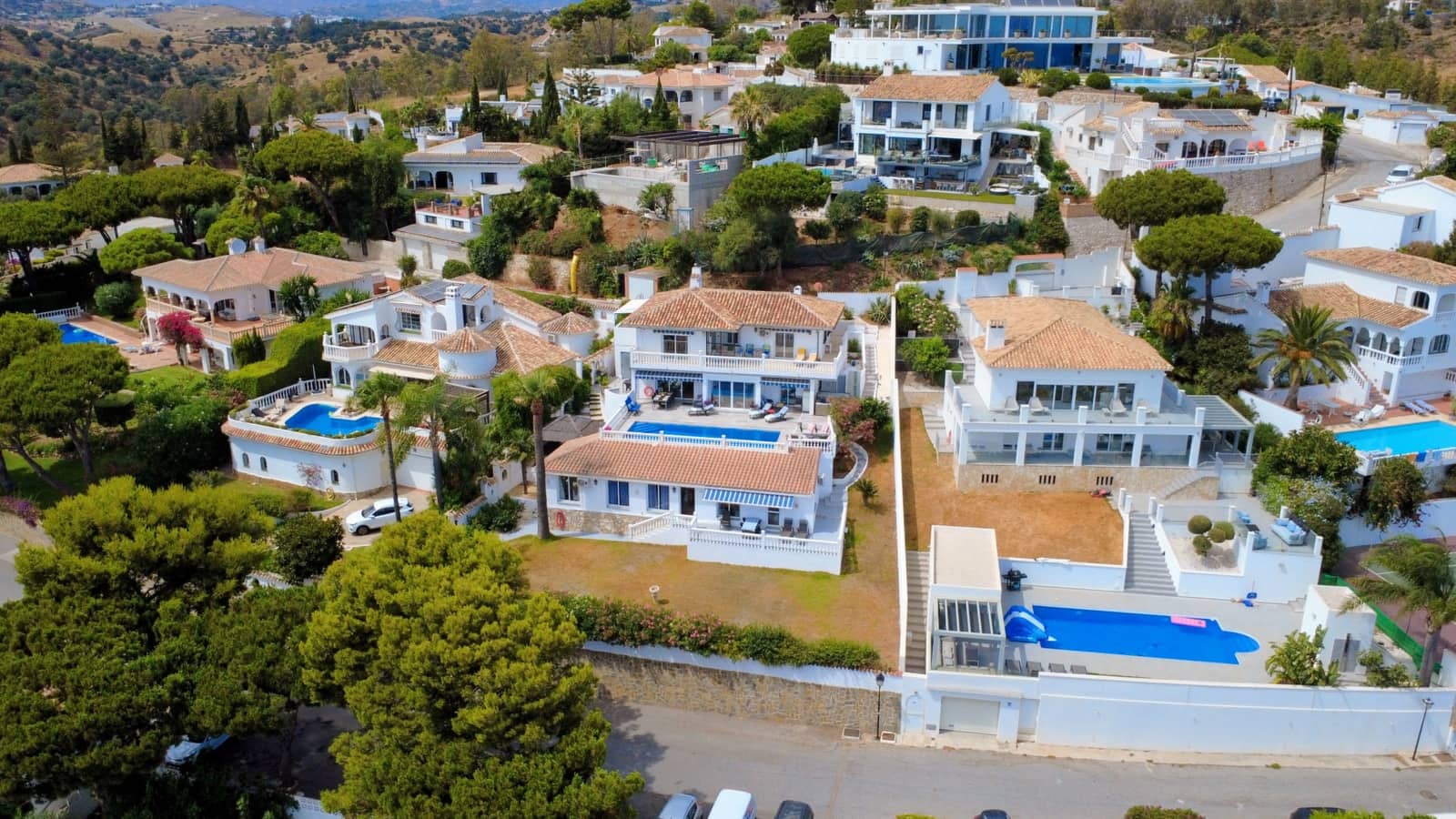 6 soverom Villa til salgs i La Cala de Mijas med svømmebasseng garasje - € 1 795 000 (Ref: 9129386)