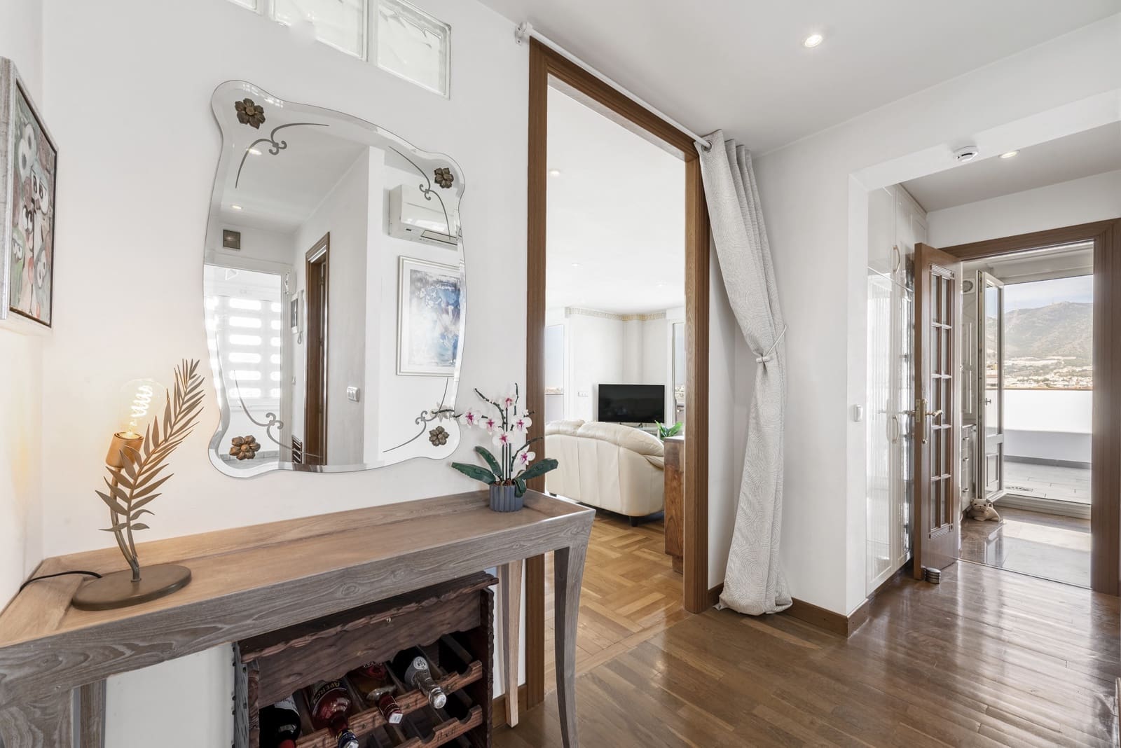 2 sypialnia Penthouse na sprzedaż w Benalmadena Costa z basenem garażem - 699 000 € (Ref: 9132015)