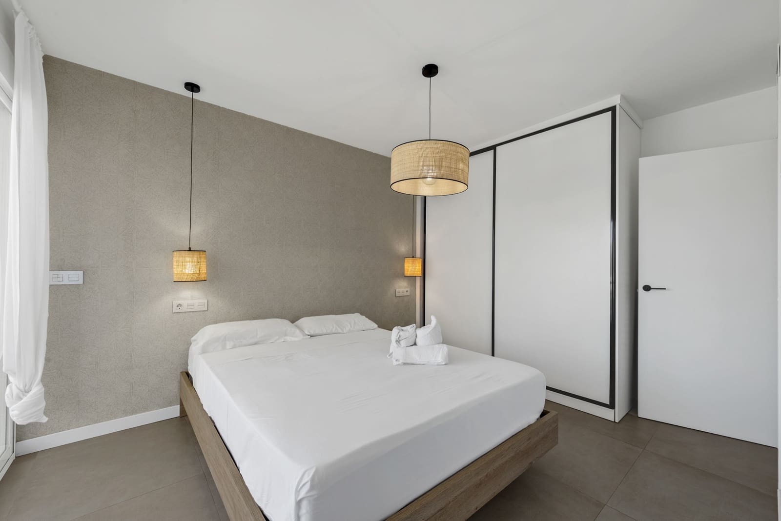 2 slaapkamer Appartement te koop in Fuengirola met garage - € 540.000 (Ref: 9132017)