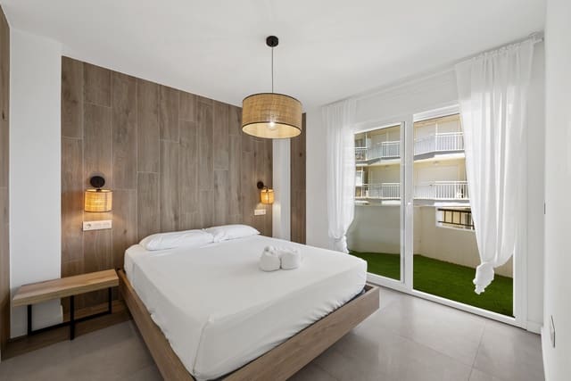 2 slaapkamer Appartement te koop in Fuengirola met garage - € 540.000 (Ref: 9132017)