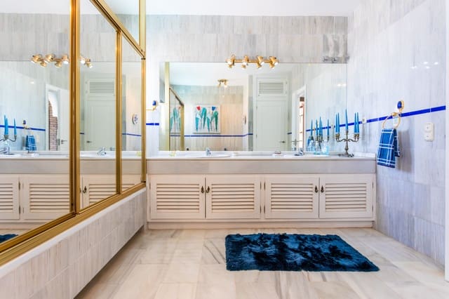 5 slaapkamer Villa te koop in Calahonda, Mijas met zwembad garage - € 1.100.000 (Ref: 9153547)