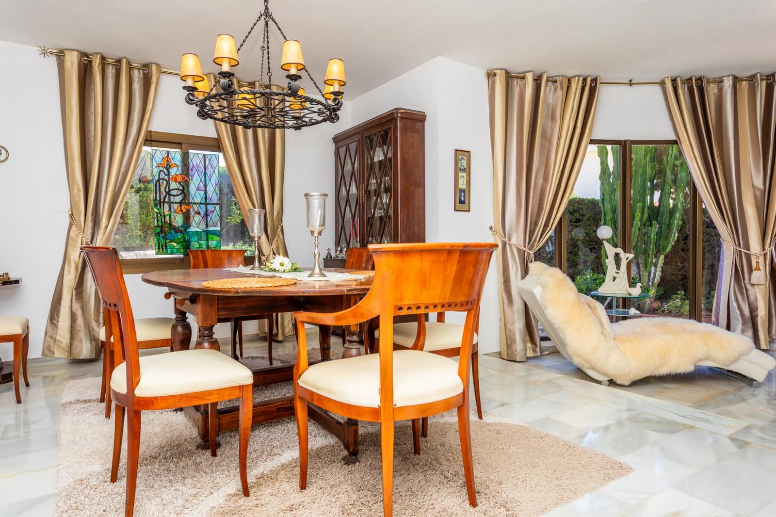 5 soveværelse Villa til salg i Calahonda med swimmingpool garage - € 1.100.000 (Ref: 9153547)