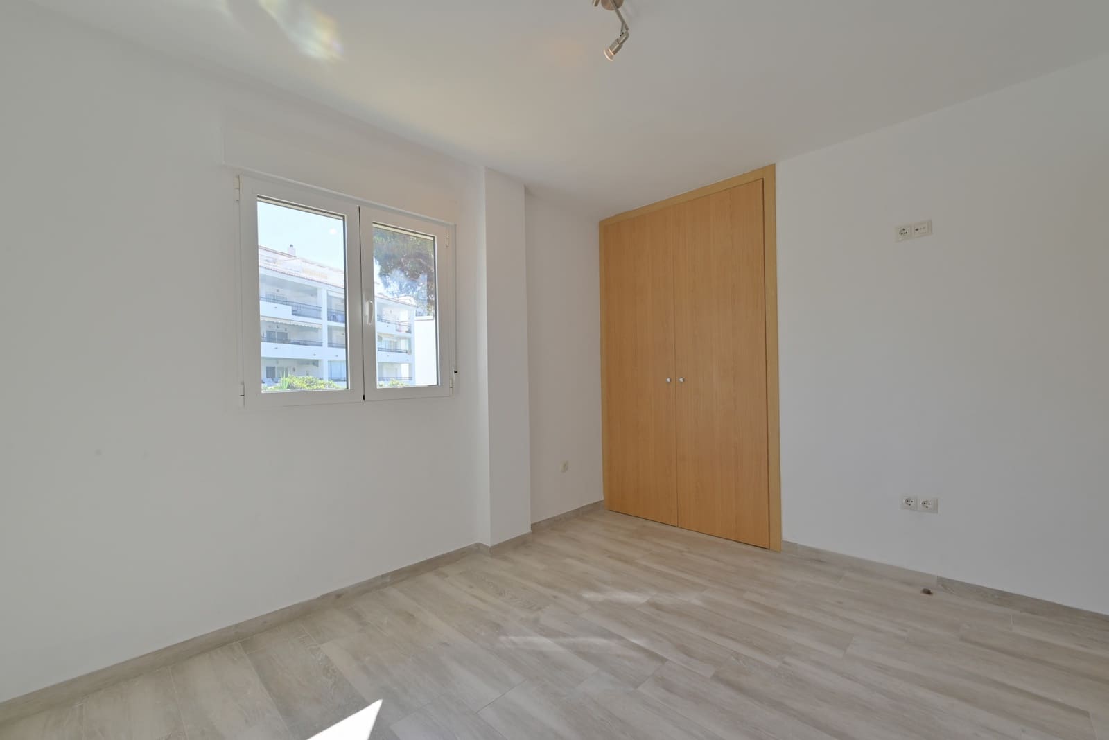 2 chambre Appartement à vendre à Calahonda avec piscine - 293 000 € (Ref: 9184944)